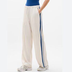 Athleta NWT MVP side stripe pants XS Tall